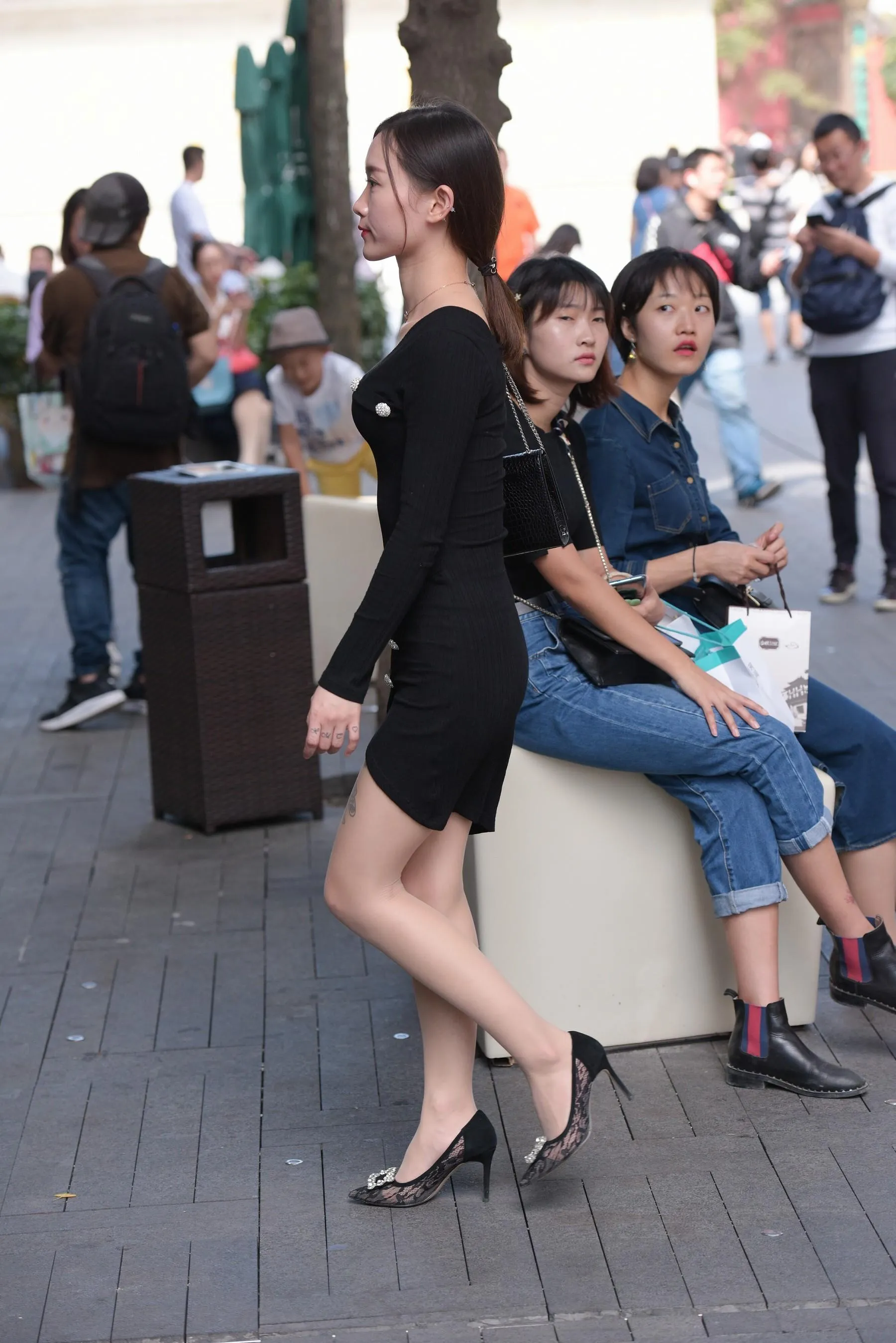 魔镜街拍 NO.163 街拍黑色连衣裙小姐姐 [184P]插图